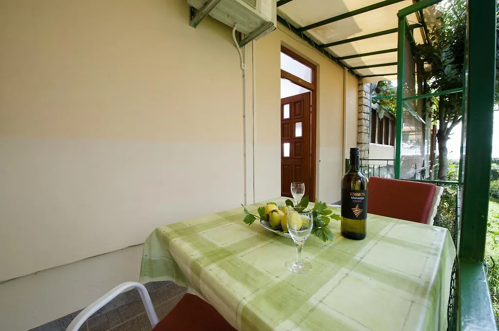 רוביני Apartments Val Mari - Laguna